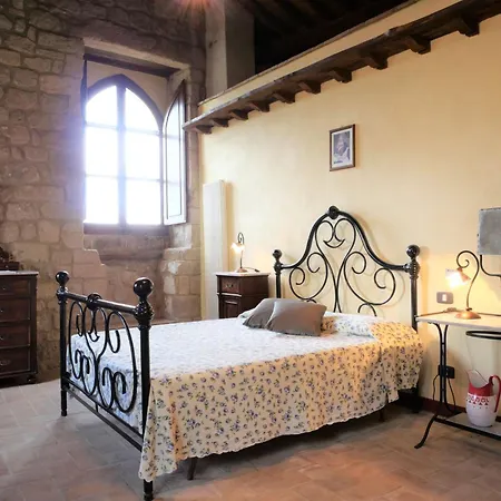 Fonte - Nobile - Borgo La Civitella By Interhome